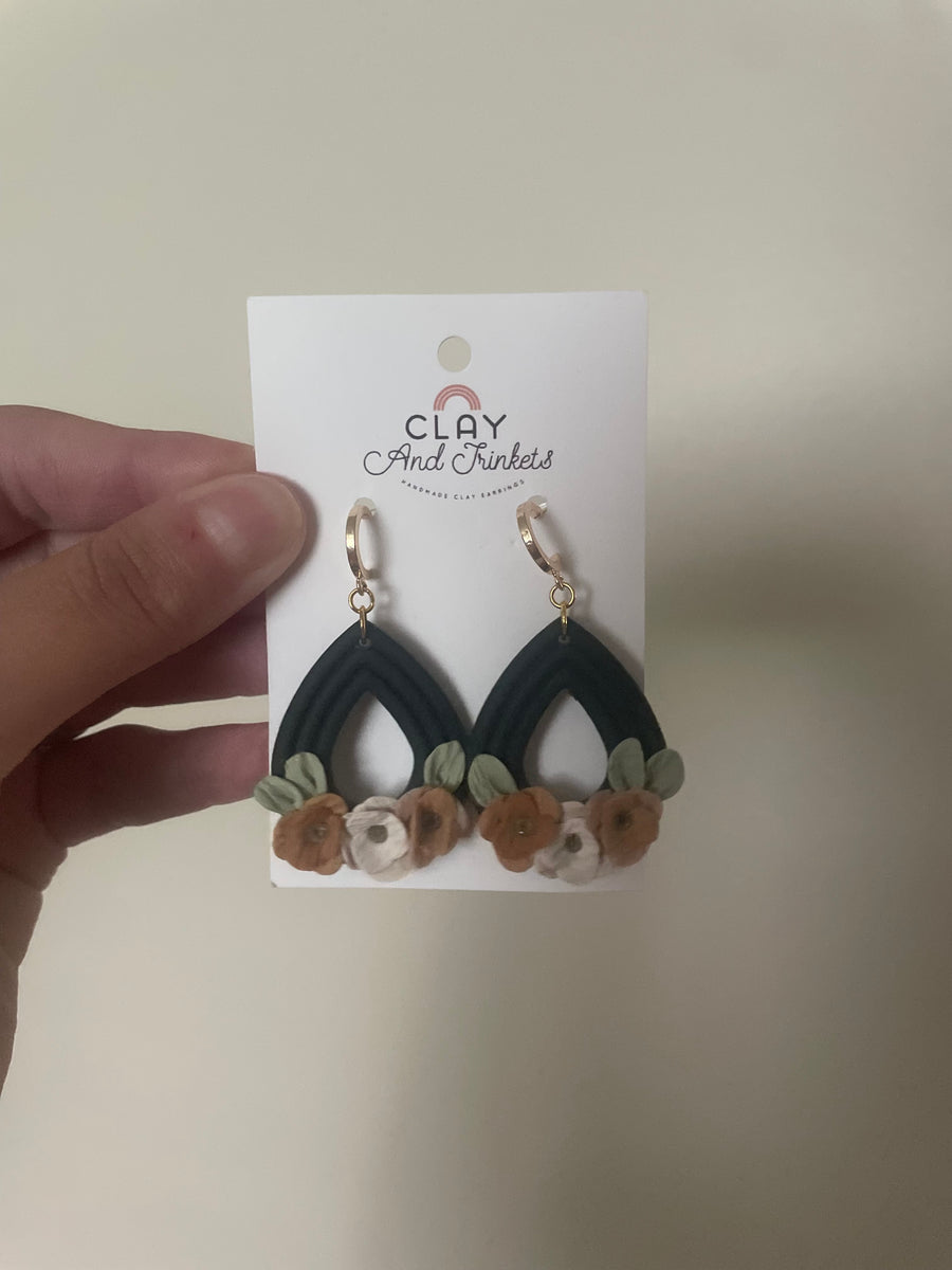 Clay Black Earrings