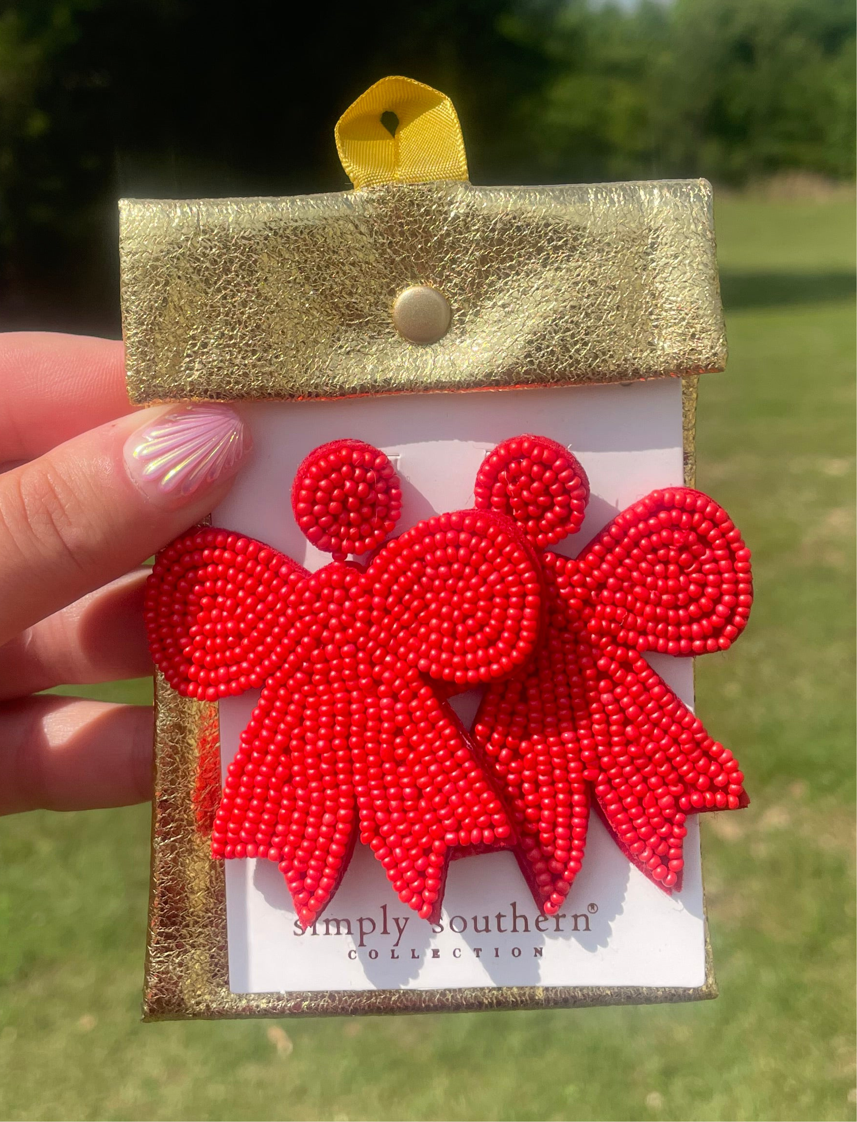 Simply Southern beaded bow earrings