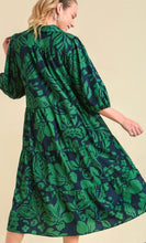 Load image into Gallery viewer, Umgee Two Toned Tiered Dress
