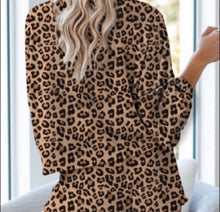 Load image into Gallery viewer, SWIS Leopard Pajama Set
